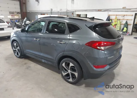 2016 Hyundai Tucson Limited z USA, uszkodzony, nr VIN KM8J3CA25GU058570